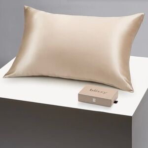 Blissy Silk Pillowcase - Champagne - Standard
